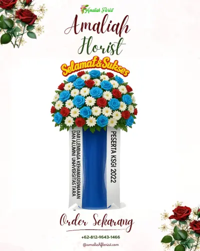 Standing Flower di Harris Suites Puri Mansion – Ballroom